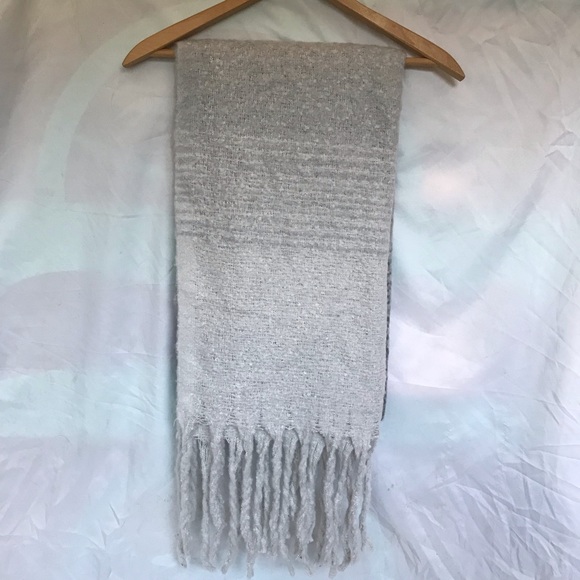 Super Soft Fringe Edge Scarf - Picture 2 of 6